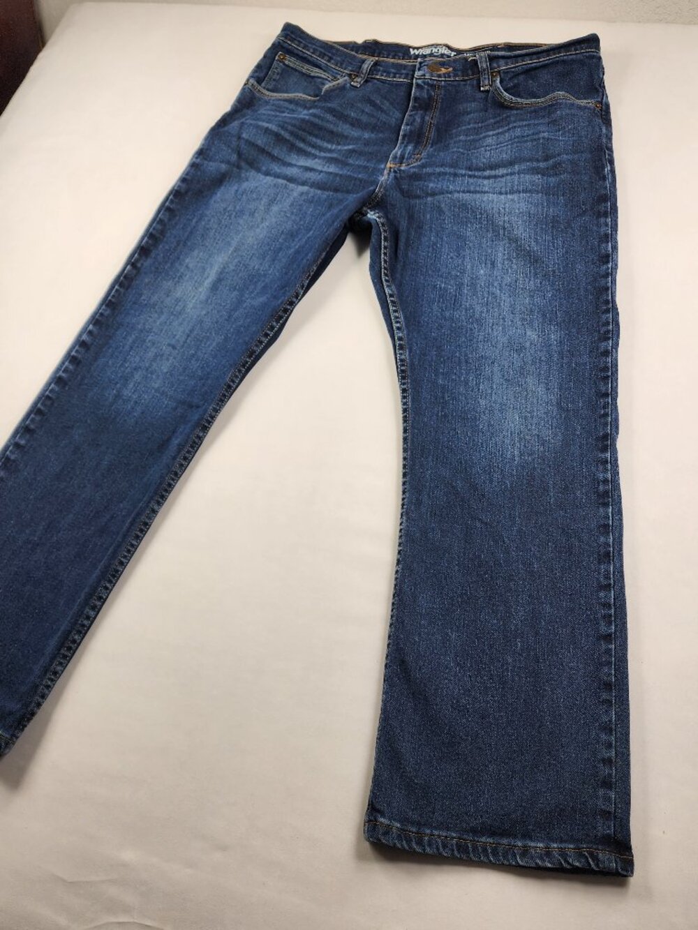 Wrangler Advanced Comfort Men's 36x29 Blue Wash Jeans Western Cowboy Rodeo
